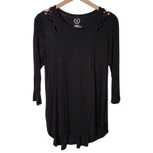 Maurices Womens Small 24/7 Hi-Lo Hem Cut-Out Window Detail Shoulders Shirt Black